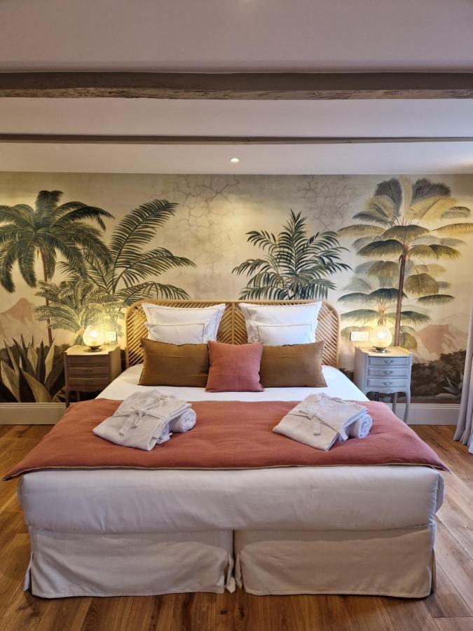 Chambre 6 : Chambre Double Confort avec Douche - Vue sur Jardin